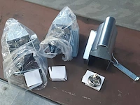 Sloten met sleutels 3 stuks nieuw - afbeelding 1 van  1