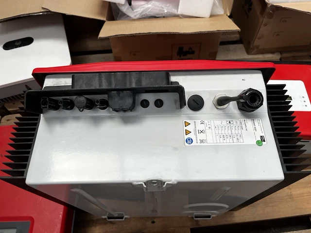 Sma sunny boy sb3300tl-hc solar inverter - afbeelding 3 van  4
