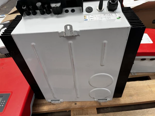 Sma sunny boy sb3300tl-hc solar inverter - afbeelding 4 van  4
