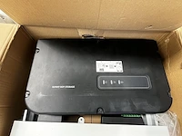 Sma sunny boy storage sbs3.7-10 battery inverter - afbeelding 1 van  2