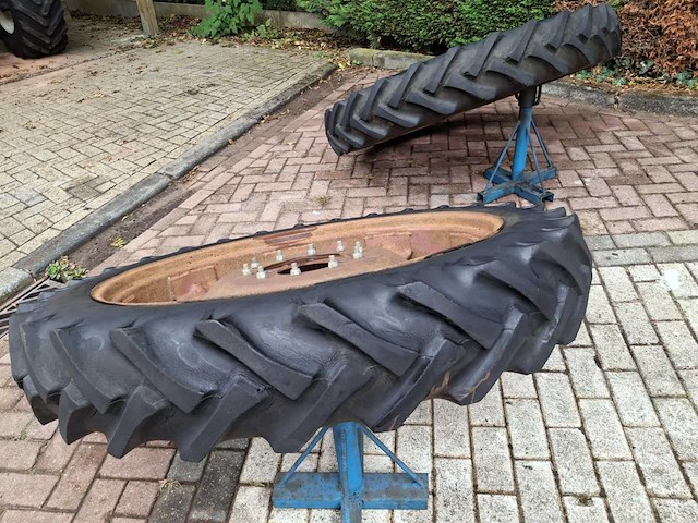 Smalle wielen (sproei wielen) met verwisselbare schijven - afbeelding 1 van  7