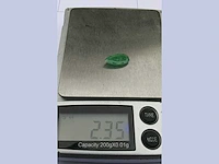 Smaragd peervormig-natuurlijk groen gedolven -2.35cts - afbeelding 2 van  5