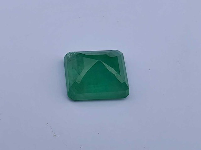 Smaragd rechthoekig gevormd-natuurlijk groen gedolven -3.5cts - afbeelding 4 van  5