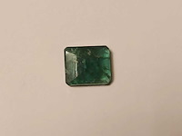Smaragd rechthoekig vormig-natuurlijk groen gedolven -2.25cts - afbeelding 3 van  5