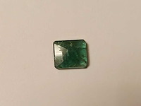 Smaragd rechthoekig vormig-natuurlijk groen gedolven -2.25cts - afbeelding 5 van  5