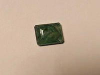 Smaragd rechthoekig vormig-natuurlijk groen gedolven -2.95cts - afbeelding 1 van  5