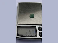 Smaragd vierkant vormig-natuurlijk groen gedolven -2.4cts - afbeelding 2 van  5