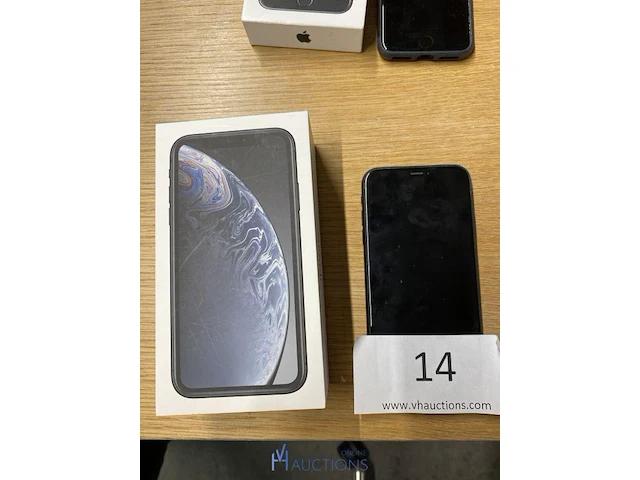 Smartphone apple iphone xr - afbeelding 1 van  4