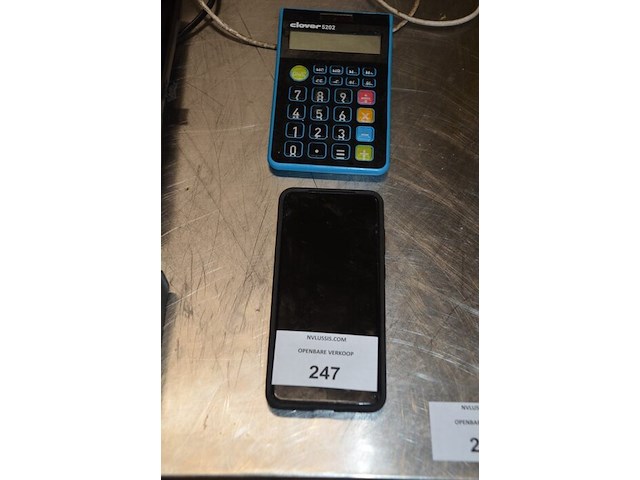 Smartphone samsung, rekenmachientje - afbeelding 2 van  3