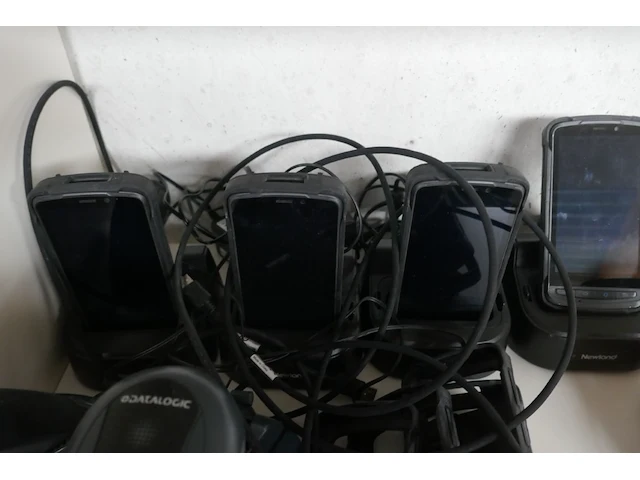 Smartphones bluebird + barcodescanners - afbeelding 4 van  5