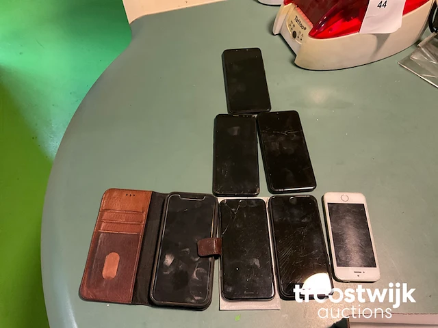 Smartphones - afbeelding 1 van  3