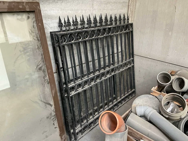Smeedijzer hekwerk 480cm - afbeelding 1 van  3
