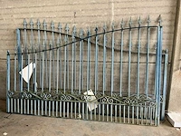 Smeedijzer hekwerk 560cm breed - afbeelding 1 van  3