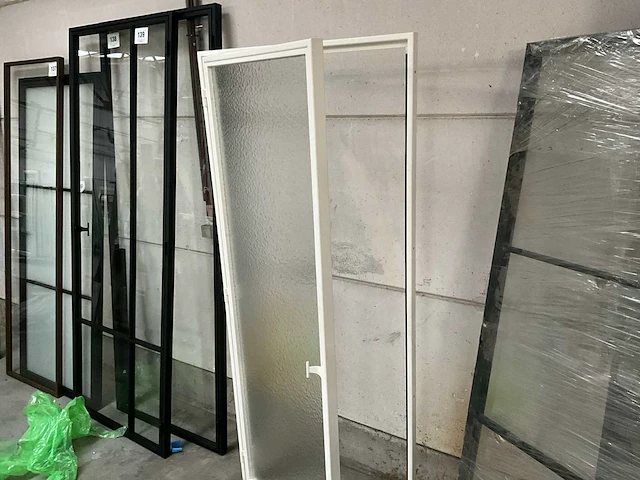 Smeedijzeren deur links open 890x2030 - afbeelding 5 van  5
