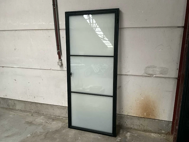 Smeedijzeren deur rechts open 895x2060 - afbeelding 1 van  6