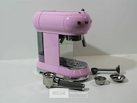 Smeg ecf01pkeu klassieke espresso - afbeelding 2 van  2