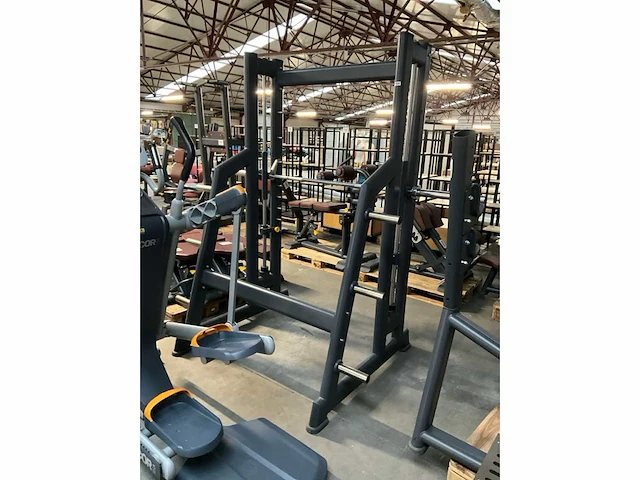 Smith machine krachtstation - afbeelding 4 van  4