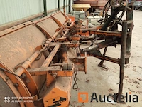 Sneeuwploeg voor tractor ateliers peter - afbeelding 2 van  3