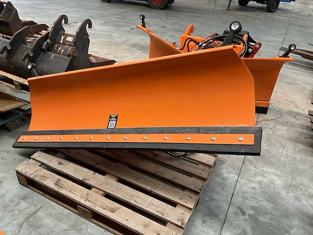 Sneeuwschuiver fk machinery nieuw en ongebruikt - afbeelding 1 van  7