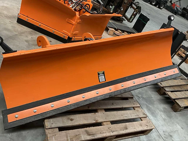 Sneeuwschuiver fk machinery nieuw en ongebruikt - afbeelding 6 van  7