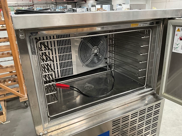 Snelkoeler electrolux rbf061 - afbeelding 3 van  7