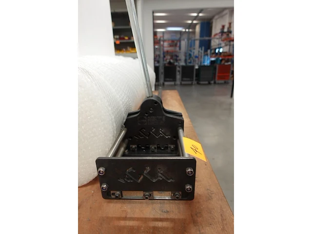 Snijmachine alfra + werkbank - afbeelding 3 van  4