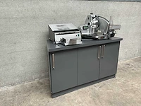 Snijmachine en sealmachine op werkkast - afbeelding 1 van  8