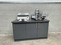 Snijmachine en sealmachine op werkkast - afbeelding 2 van  8