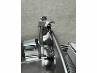 Snijmachine en sealmachine op werkkast - afbeelding 8 van  8