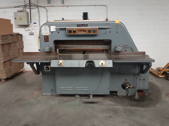 Snijmachine polar eltromat - afbeelding 1 van  8