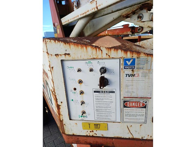 Snorkelift uno 41e 12.4 meter hoogwerker - afbeelding 5 van  15