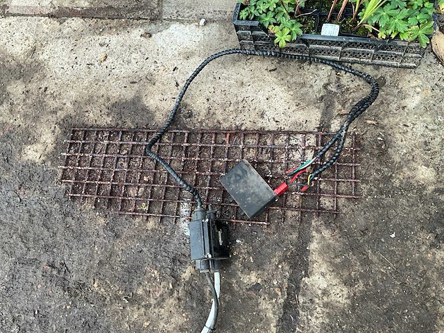 Snowex sp-1875 zoutstrooier - afbeelding 6 van  7