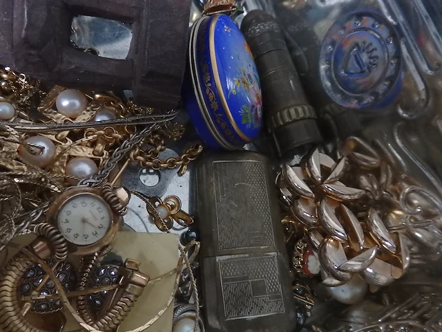 Snuisterijen en juwelen w,o zilver - afbeelding 7 van  7