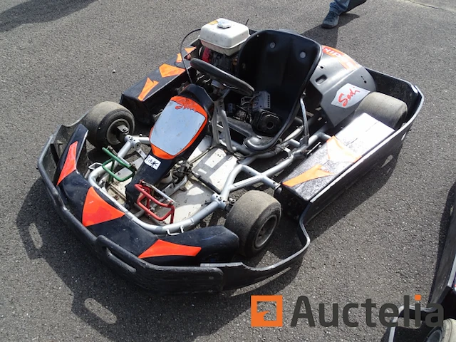 Sodi 160 cc karting - kinderen van 8 tot 12 jaar - motor te herstellen - afbeelding 1 van  8