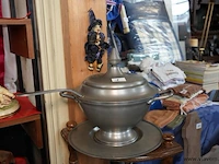 Soepterinne in tin