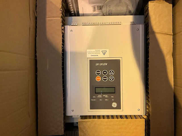 Soft starter astat xt + 2x frequentieregelaar astat plus - afbeelding 6 van  7