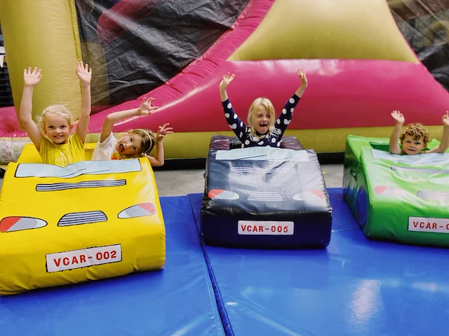 Softplay auto's - afbeelding 2 van  5