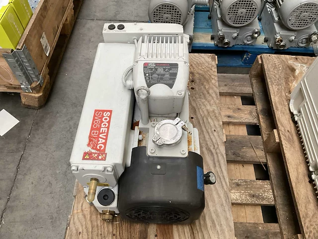Sogevac sv65 bifc vacuümpomp - afbeelding 2 van  7