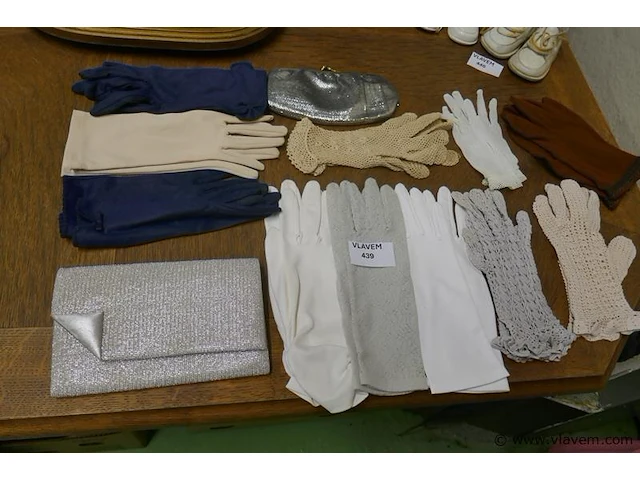 Soiree handschoenen en tasjes - afbeelding 1 van  1