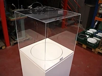 Sokkel met draaischijf - afbeelding 4 van  4
