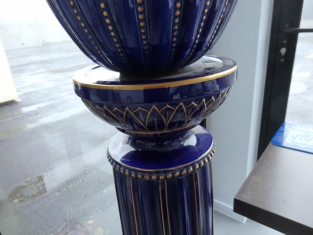 Sokkel met vaas villeroy&boch h- 155 cm - afbeelding 3 van  5