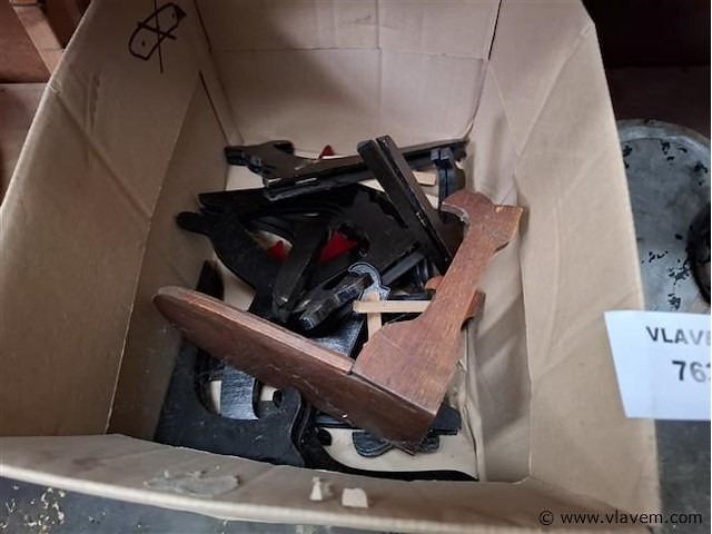 Sokkels - afbeelding 2 van  2