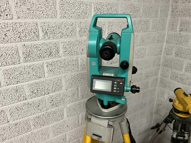 Sokkia dt600 theodolite - afbeelding 1 van  4