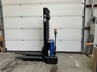 Solid hub lift elektrische stapelaar - afbeelding 2 van  9