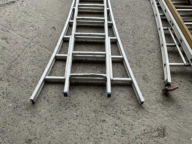 Solid schuifladder - afbeelding 2 van  3