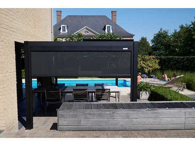 Solidcube - 4m screen voor terrasoverkapping - elektrisch - afbeelding 1 van  2