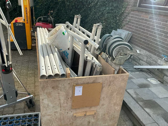 Solide alu rolsteiger - afbeelding 2 van  6