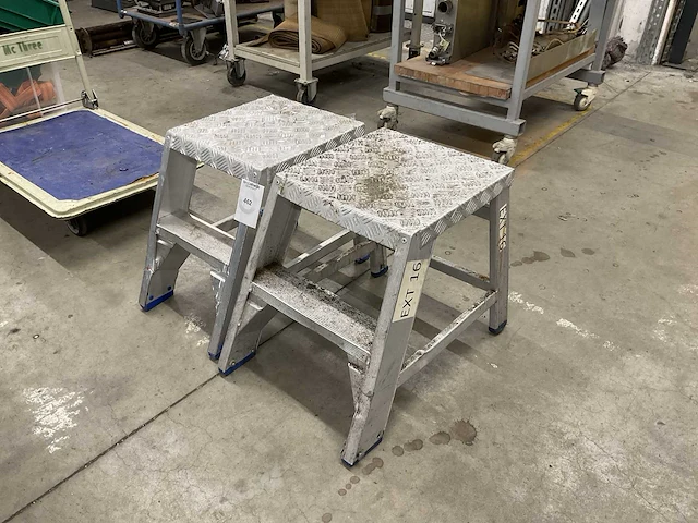 Solide aluminium trapje (2x) - afbeelding 1 van  4