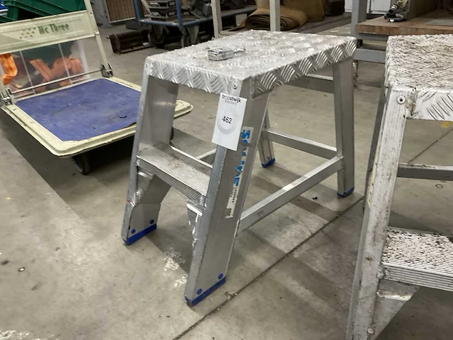 Solide aluminium trapje (2x) - afbeelding 3 van  4