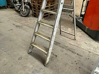 Solide aluminium trapladder - afbeelding 2 van  3